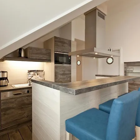 Ancora Marina Haus 1 Penthouse Апартаменты *